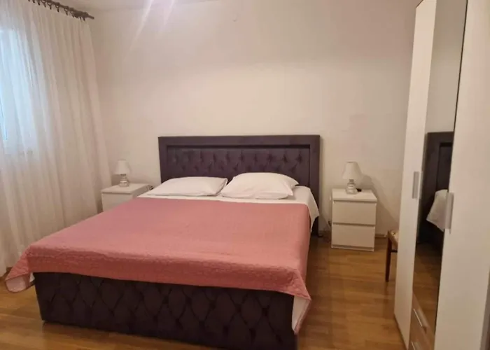 Two-bedroom With Sea View A1 Trogir