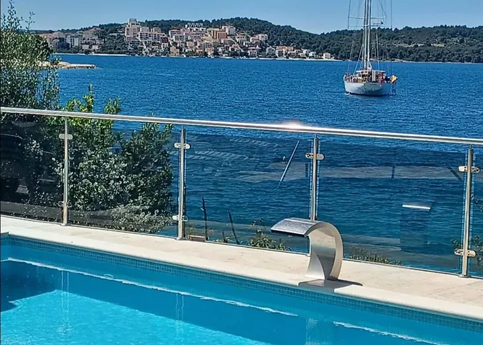 Two-bedroom With Sea View A1 Apartament Trogir